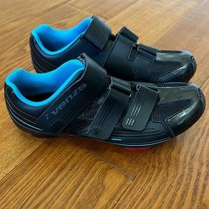 Venzo 3 Strap Cycling Shoes with Peloton Attachments, 38